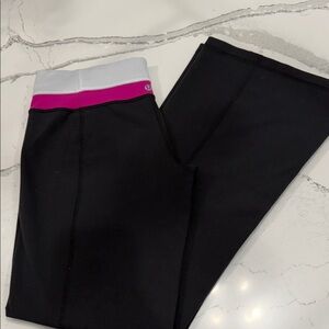 Lululemon Groove Flare Leggings | Size 10